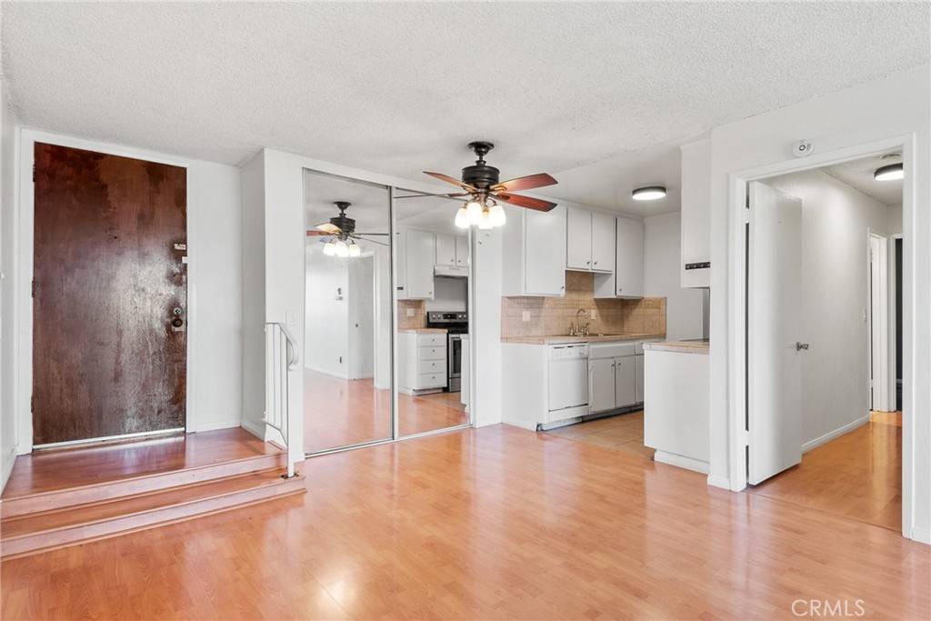 Long Beach, CA 90807,3565 Linden AVE #220