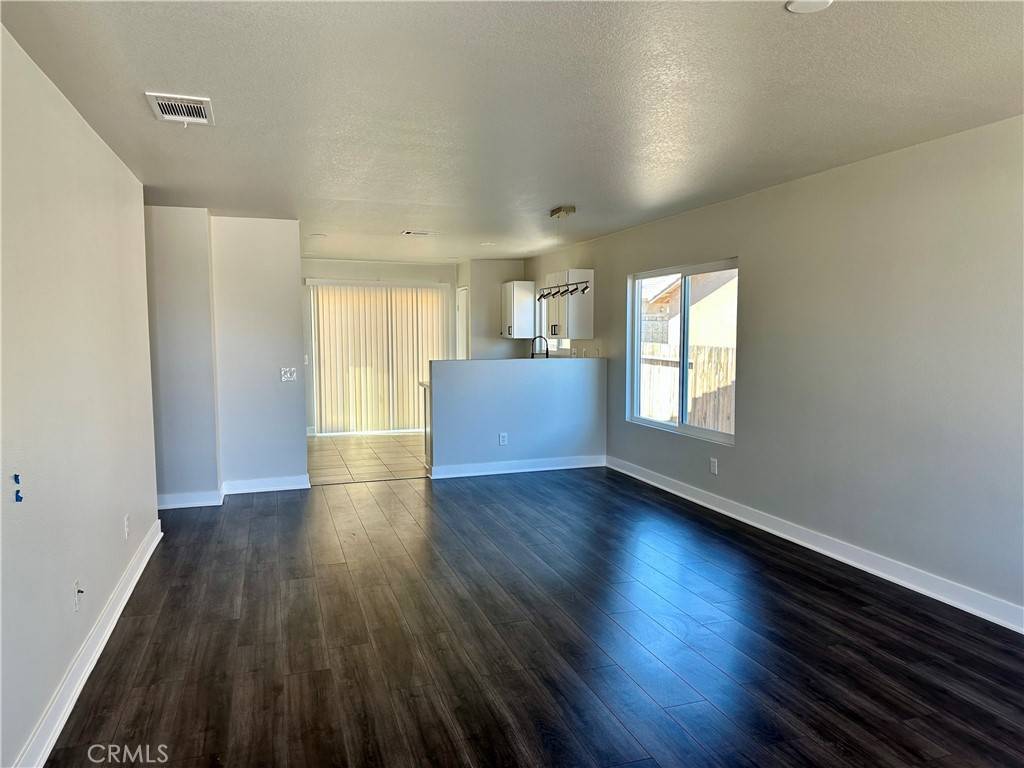 Adelanto, CA 92301,11923 Spring Hill CT