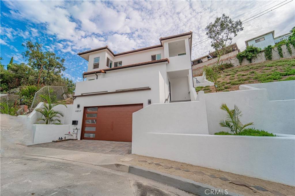 Los Angeles, CA 90032,4857 Farquhar ST