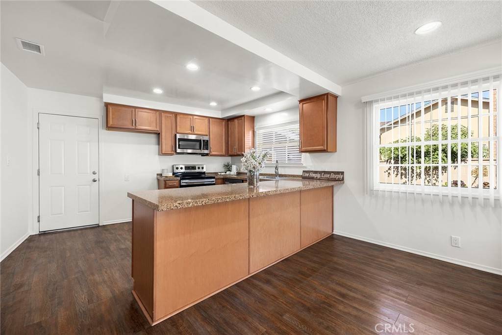 Fullerton, CA 92831,1418 E Wilshire AVE
