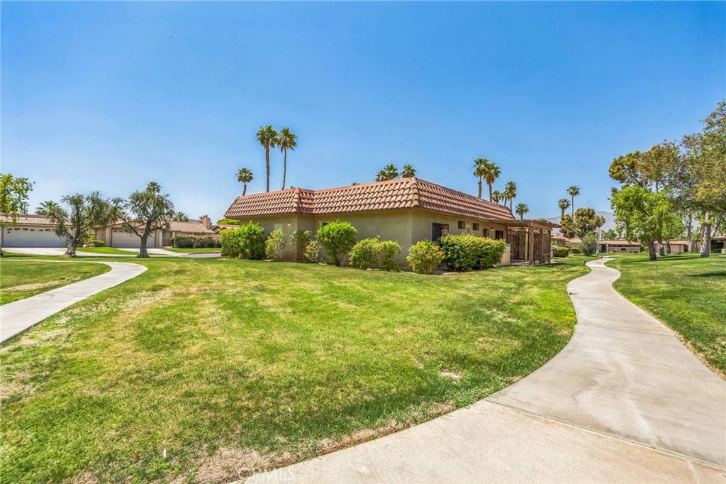 Palm Desert, CA 92211,75250 Vista Huerto