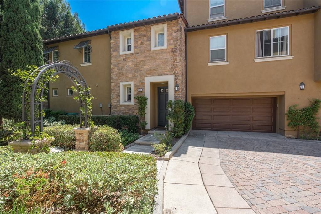 Irvine, CA 92603,63 Gingerwood