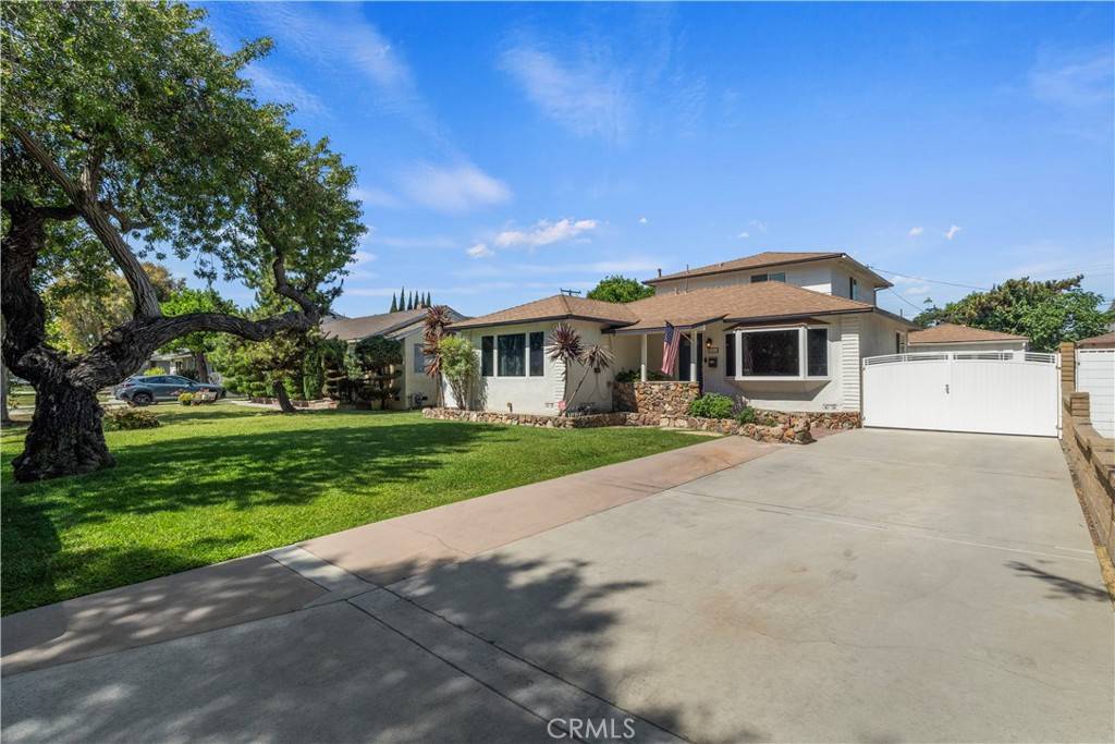 Long Beach, CA 90808,4851 Graywood AVE