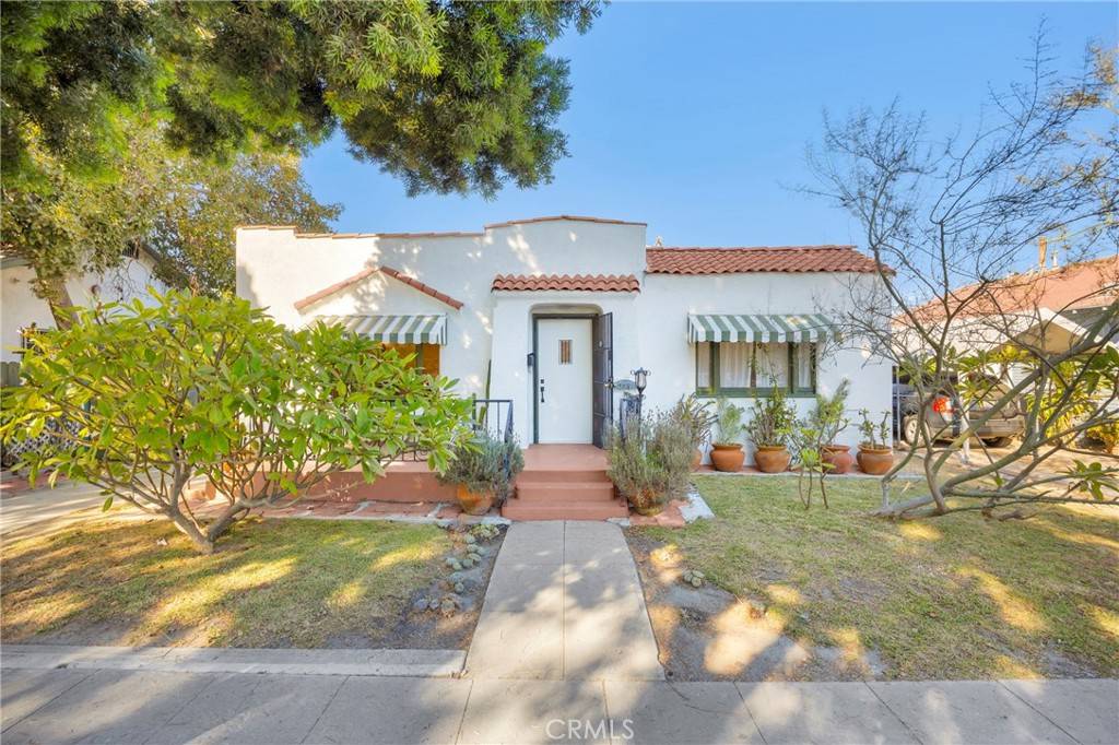 Long Beach, CA 90805,225 E 56th ST