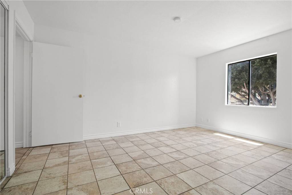 Long Beach, CA 90813,1450 Locust AVE #205