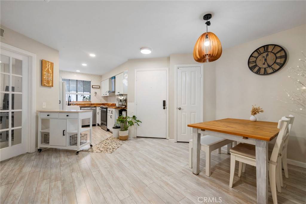 Wilmington, CA 90744,25339 Pine Creek LN