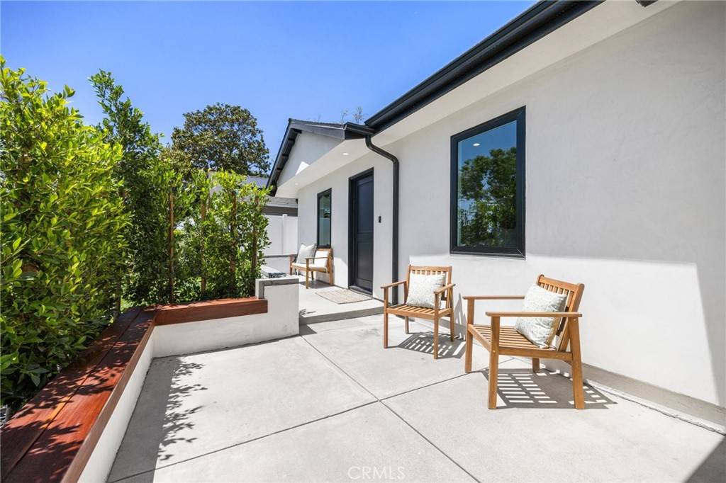 Long Beach, CA 90815,2009 Pattiz AVE
