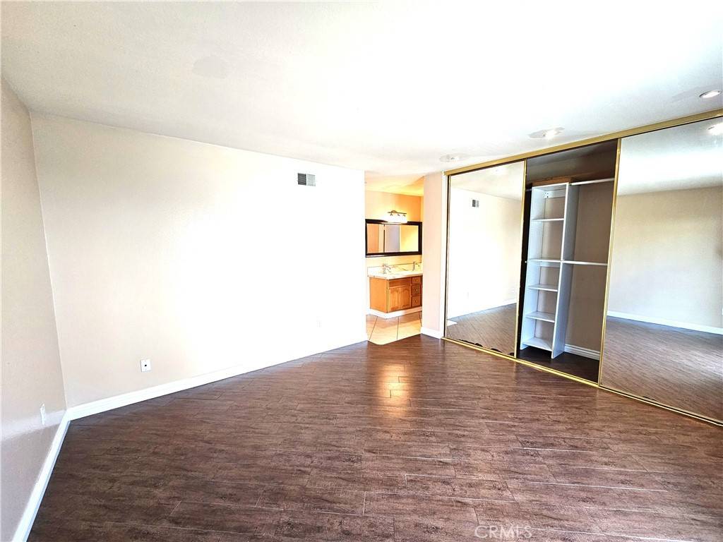 Huntington Beach, CA 92647,6502 Shenlyn DR