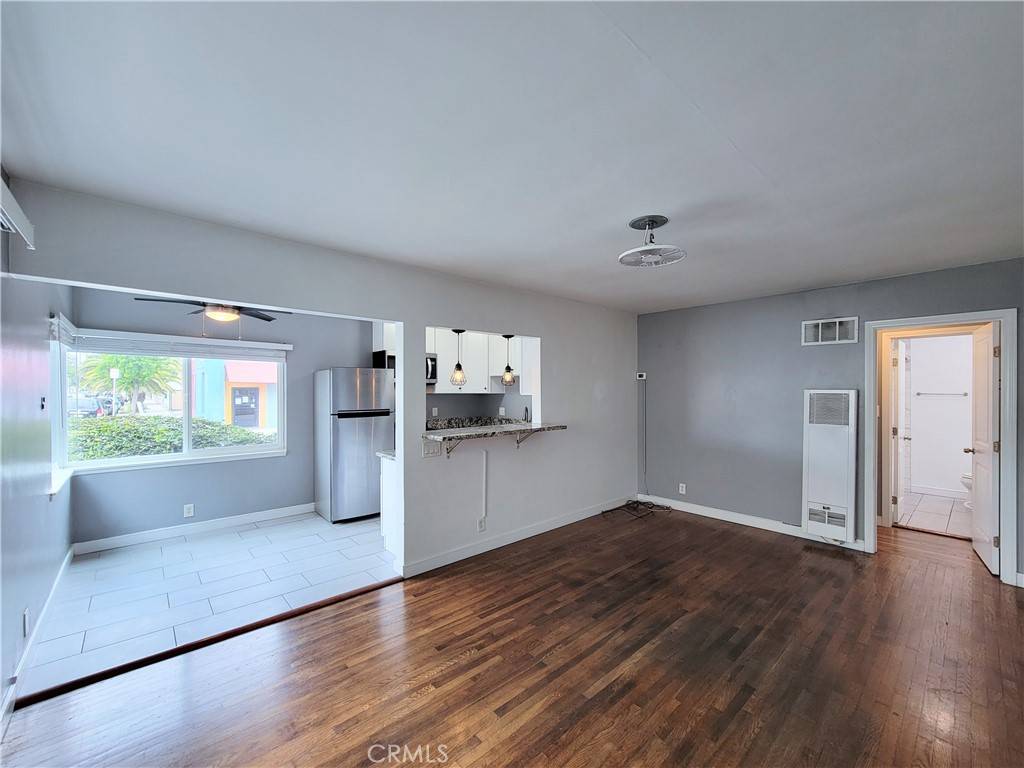 Long Beach, CA 90802,1280 E 4th ST #1