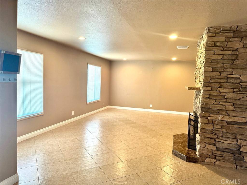 Anaheim, CA 92806,2708 E Lizbeth AVE
