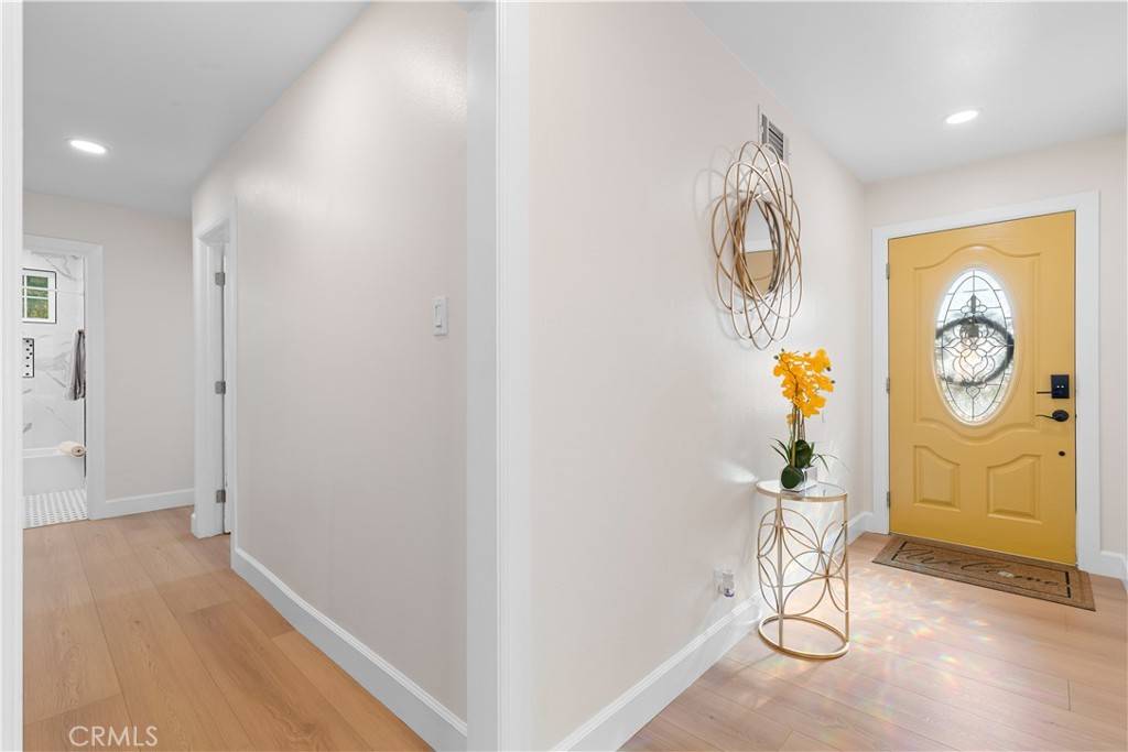 Westminster, CA 92683,5911 Jones AVE