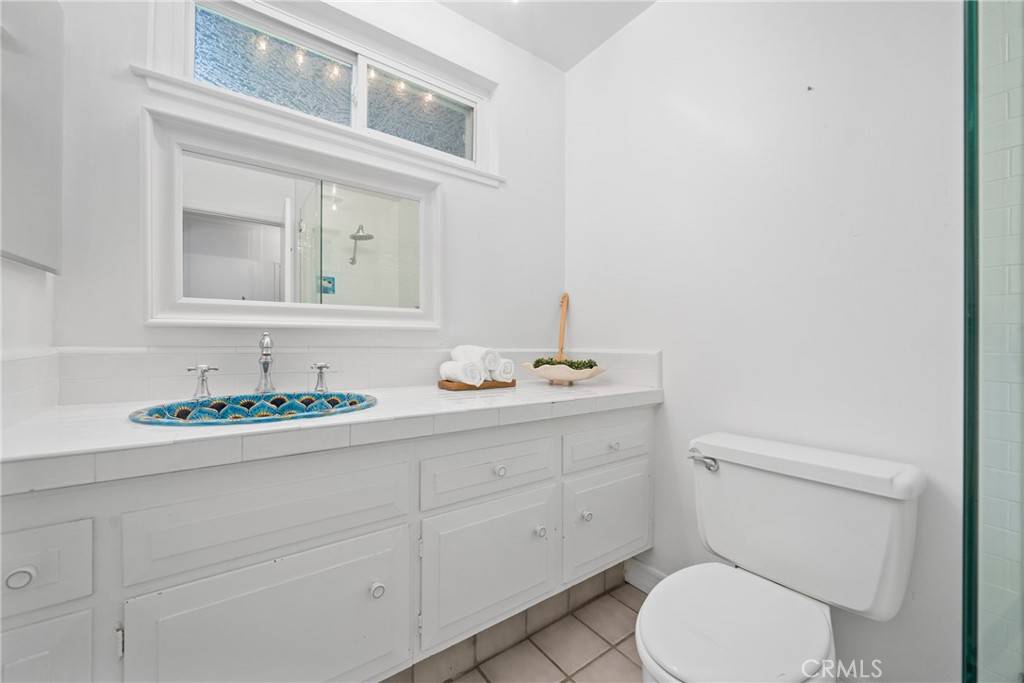 2704 Albatross DR Costa Mesa, CA 92626
