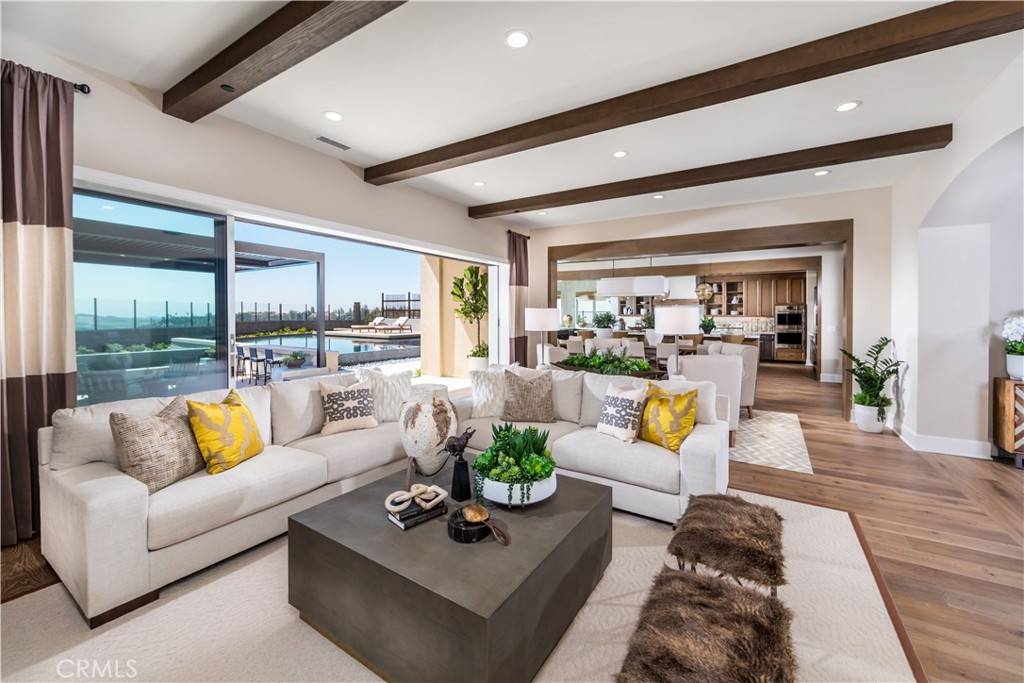 Silverado, CA 92676,28922 Auburn Hills