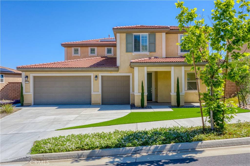Corona, CA 92882,2725 Sierra Bella DR