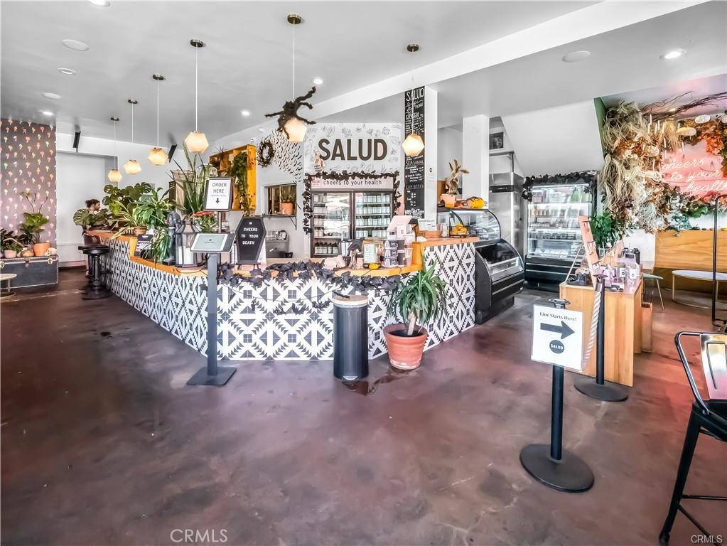 1944 E 4th ST Long Beach, CA 90802
