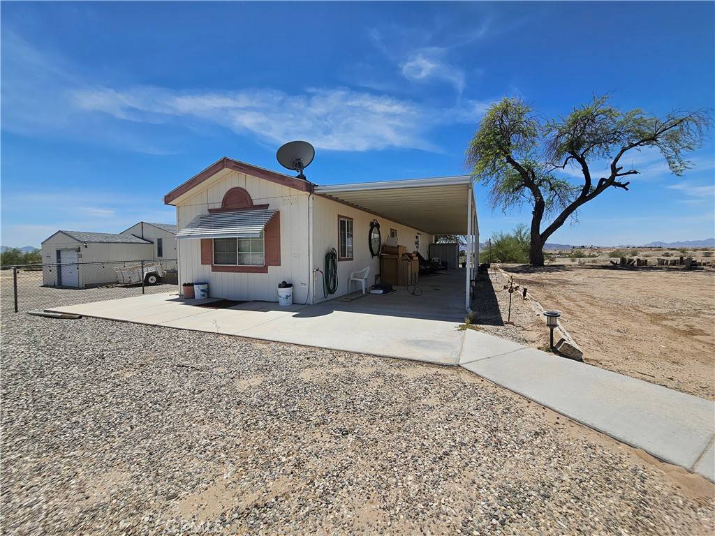 Big River, CA 92242,7568 Acoma TRL