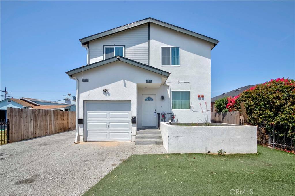 Los Angeles, CA 90002,8711 Mckinley PL