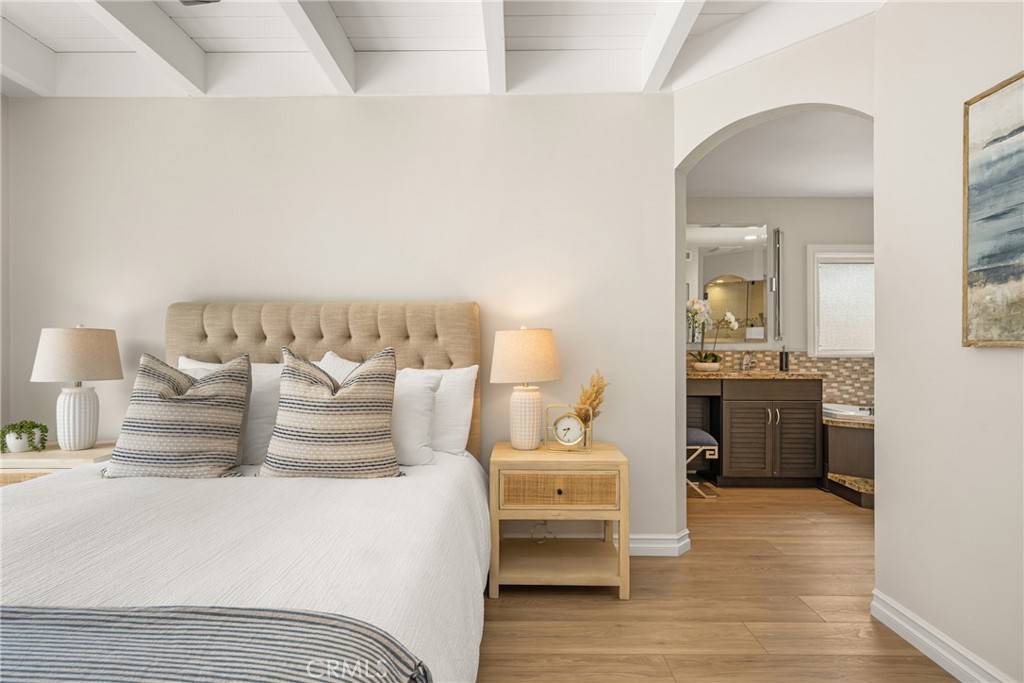 North Tustin, CA 92705,13061 Rosalind Drive