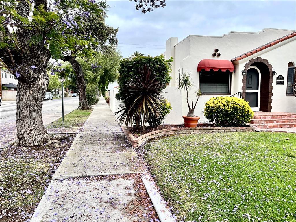 Long Beach, CA 90807,3601 Cerritos AVE