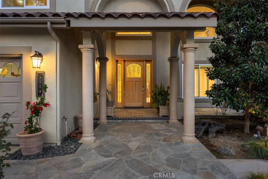 Yorba Linda, CA 92887,5420 Kodiak Mountain DR