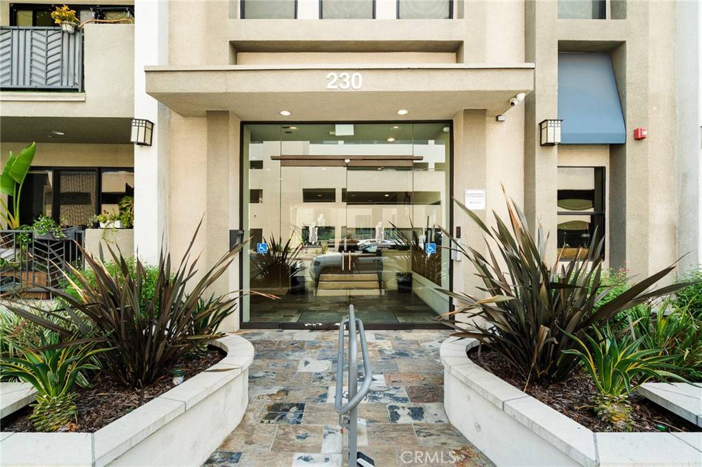 Glendale, CA 91205,230 S Jackson ST #309