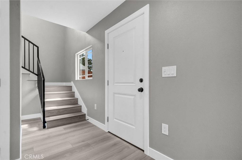 Long Beach, CA 90806,2321 Locust AVE