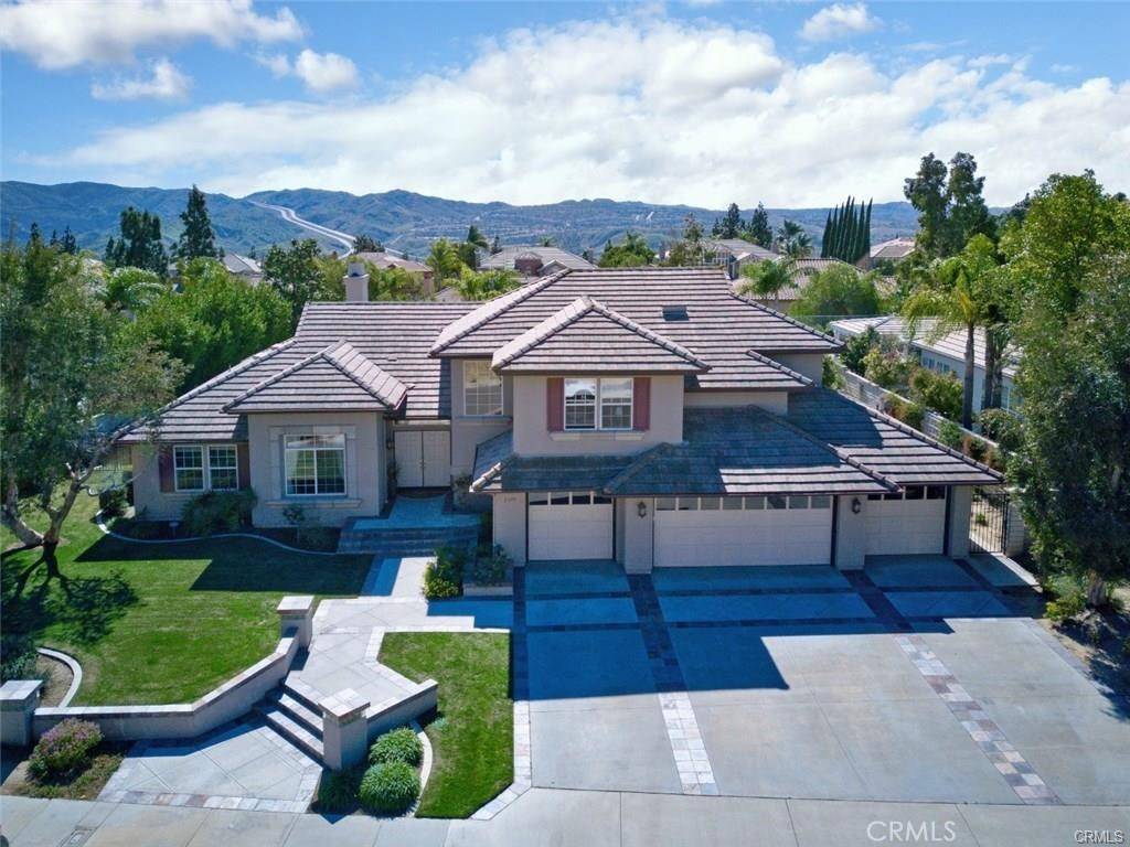 Yorba Linda, CA 92887,5355 Kodiak Mountain DR