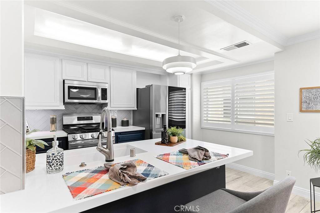 Long Beach, CA 90815,1070 Palo Verde AVE