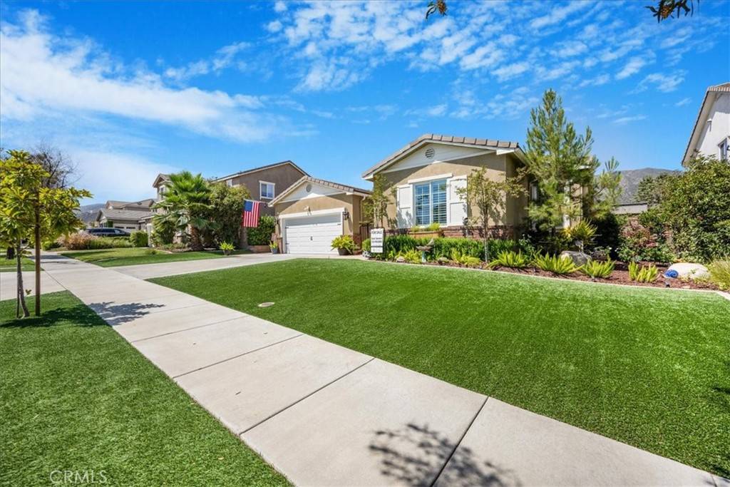 Corona, CA 92883,25687 Red Hawk RD