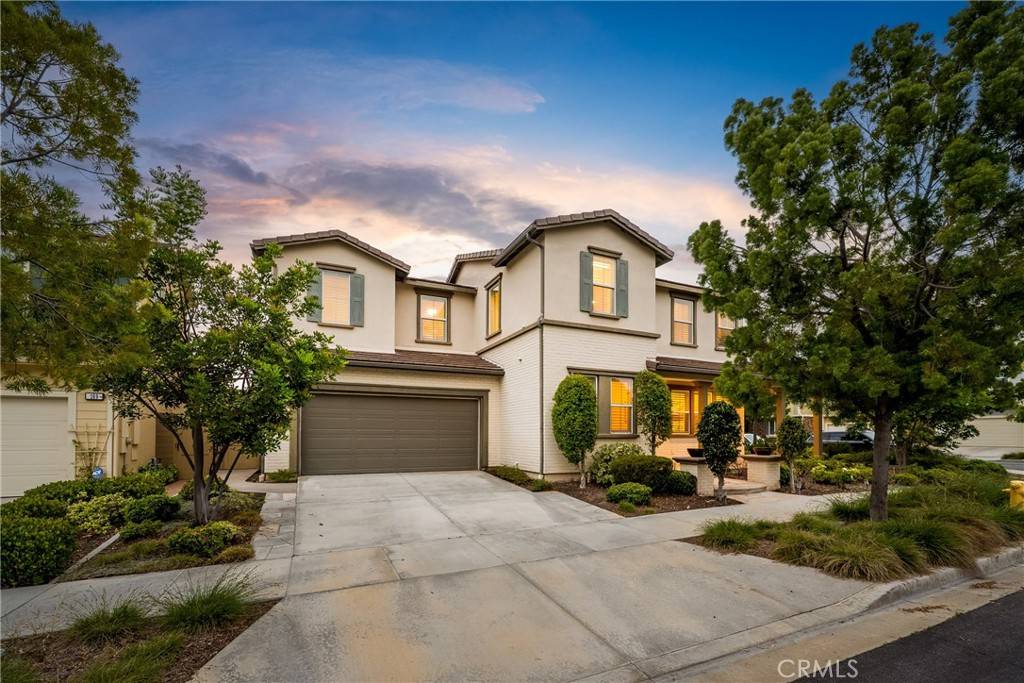 Irvine, CA 92618,167 Loneflower
