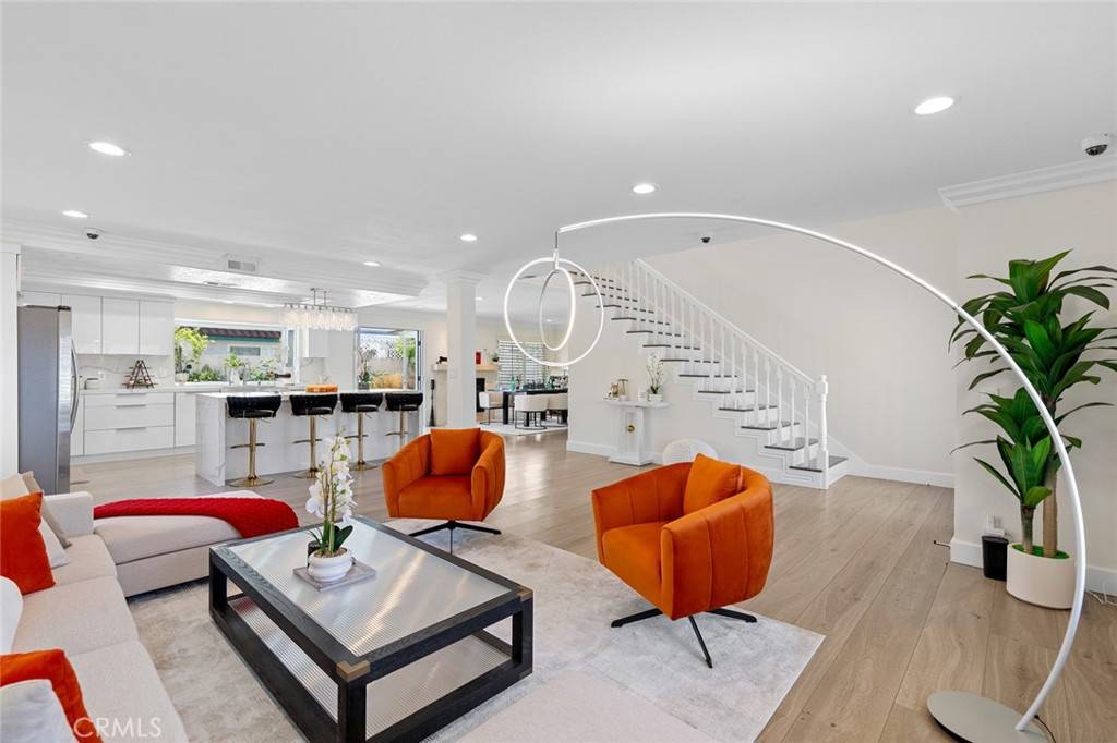 Anaheim, CA 92802,2160 S Hammatt