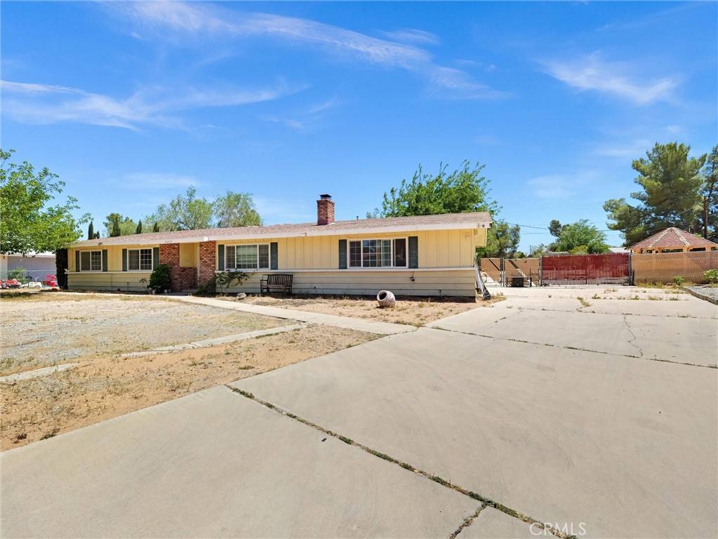 Apple Valley, CA 92308,20715 Teton RD