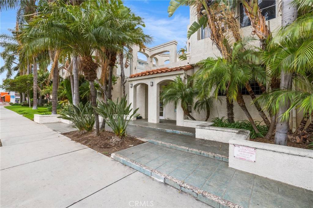 Long Beach, CA 90804,3605 E Anaheim ST #315