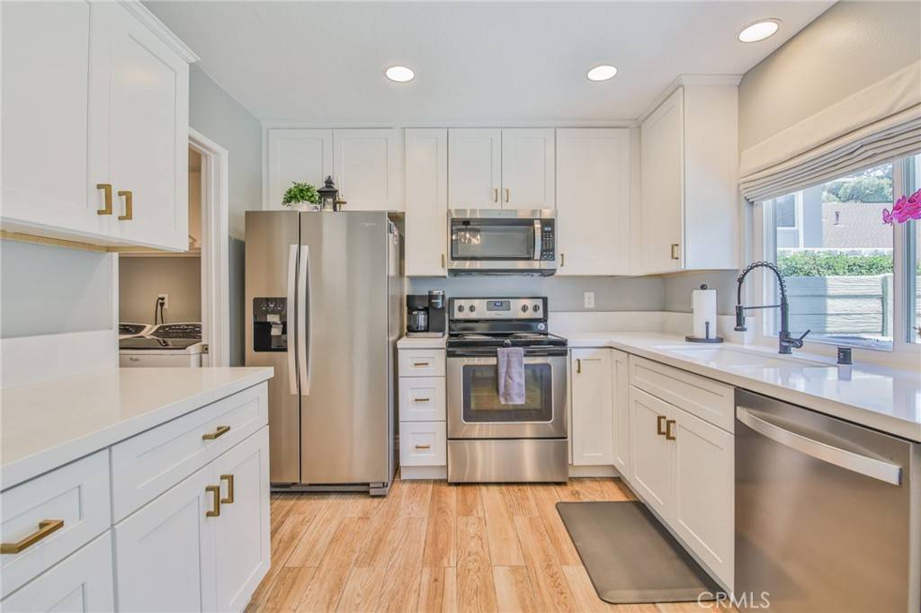 Anaheim, CA 92807,5427 E Pine Ridge WAY #D