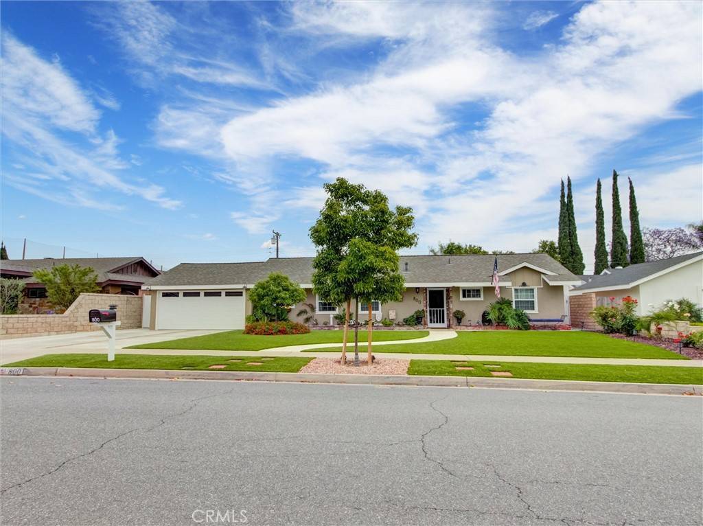 Orange, CA 92865,800 E Cumberland RD