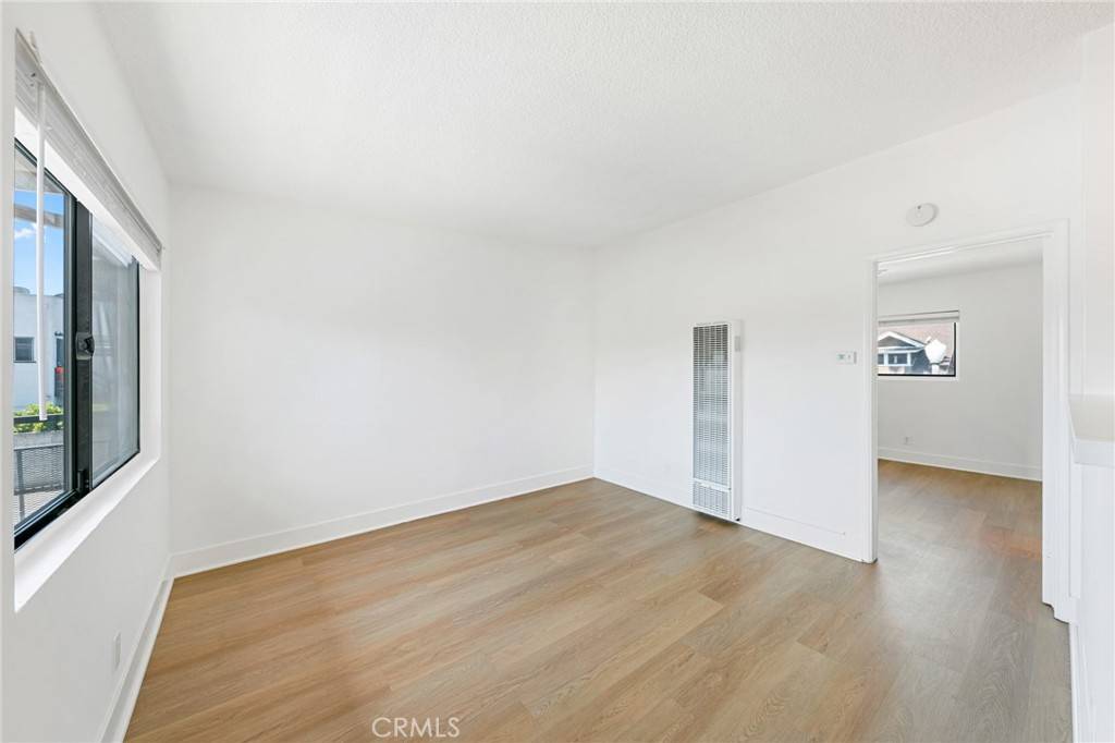 1242 Cedar AVE Long Beach, CA 90813