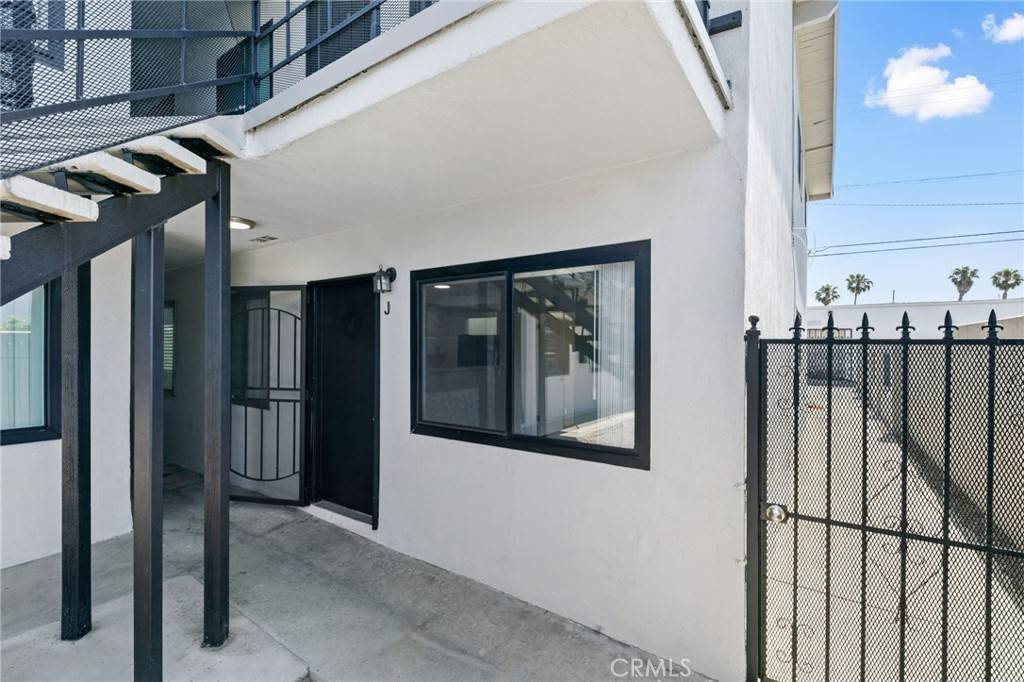 1242 Cedar AVE Long Beach, CA 90813