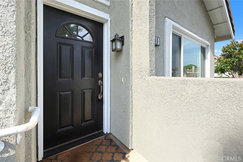Irvine, CA 92614,549 Springbrook N