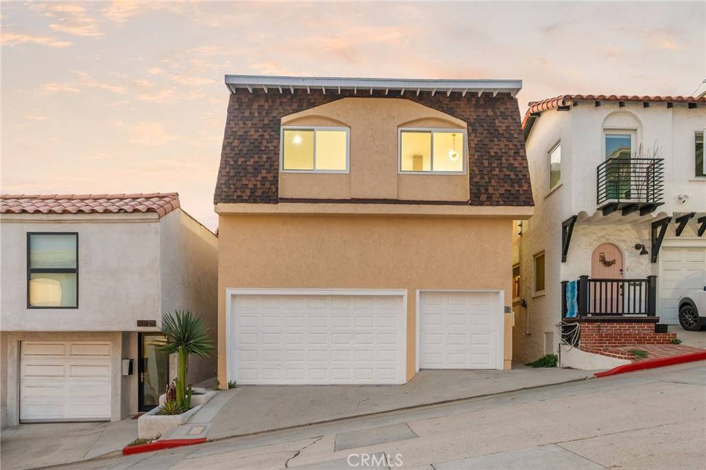 Manhattan Beach, CA 90266,217 43rd ST