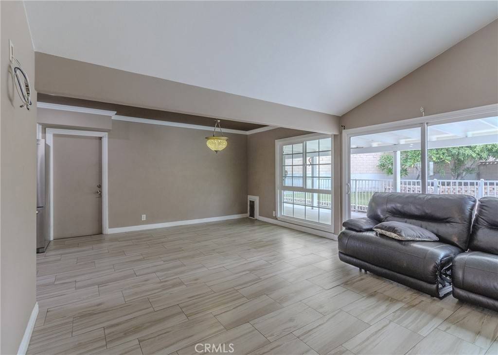 Anaheim, CA 92806,1208 N Earl CIR