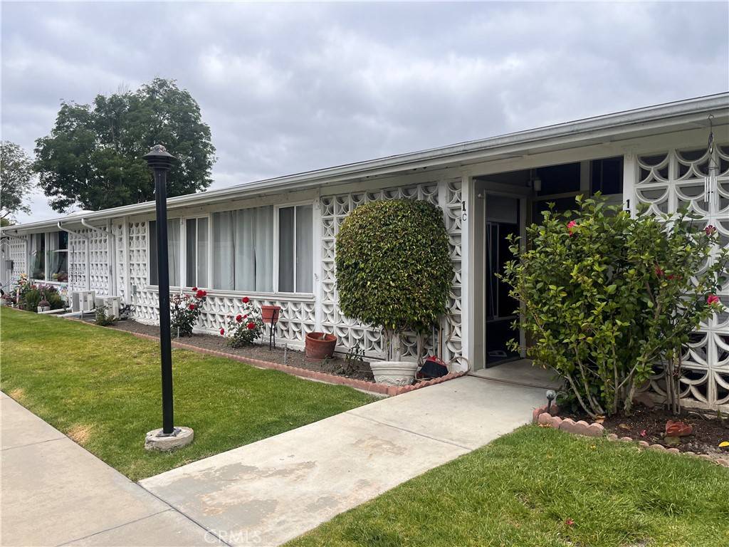 Seal Beach, CA 90740,1842 Thunderbird Dr. M2-#1C