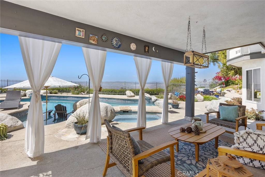 Anaheim Hills, CA 92808,720 S Bunting CT