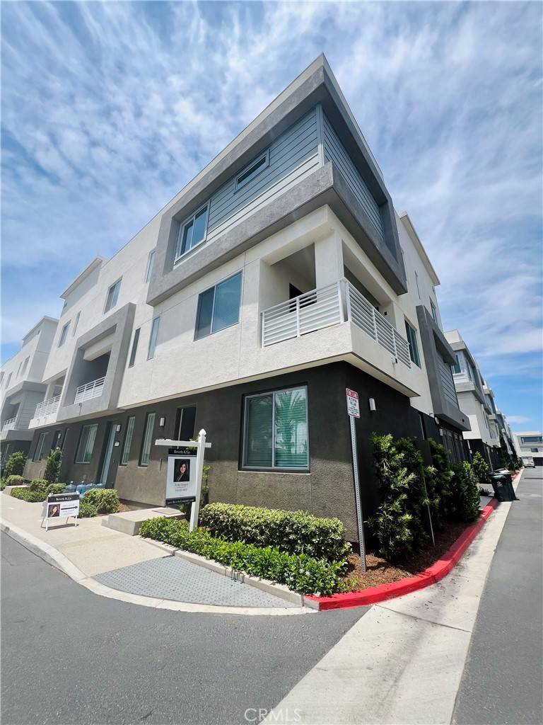 Anaheim, CA 92805,1886 S Westside DR #57