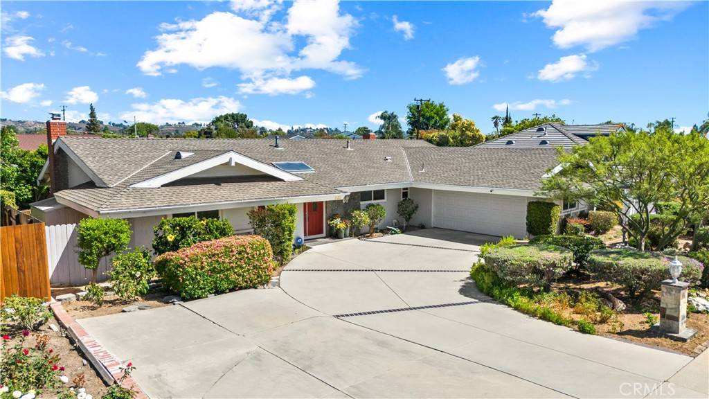 Brea, CA 92821,832 Larchwood DR