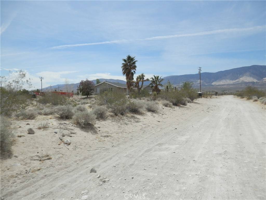 Lucerne Valley, CA 92356,0 Santa Fe TRL