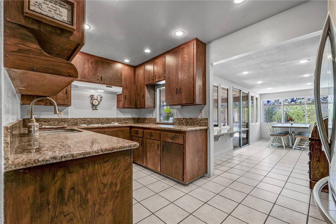 Hacienda Heights, CA 91745,1314 Ameluxen AVE