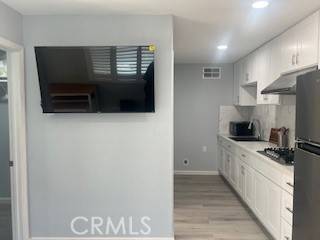 Tustin, CA 92780,17536 Sherbrook DR #3