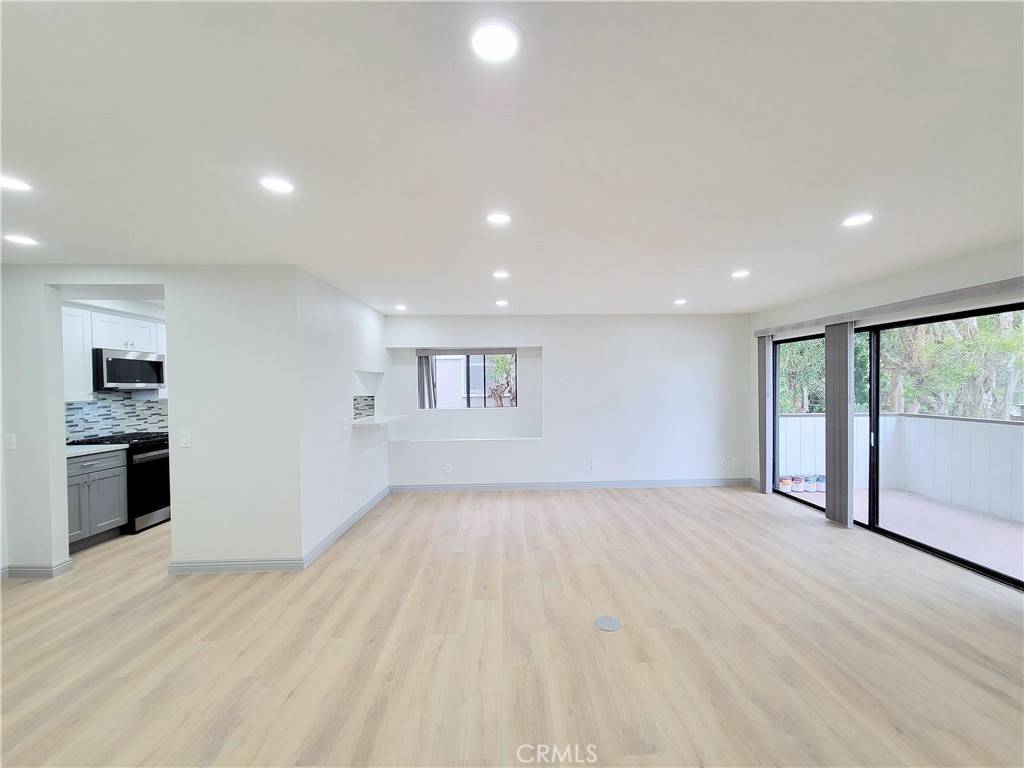 1758 E 2nd ST #101 Long Beach, CA 90802