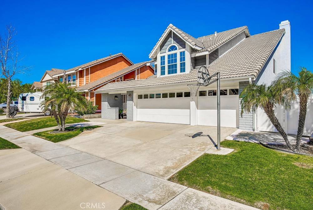 Corona, CA 92882,2945 Camellia CT