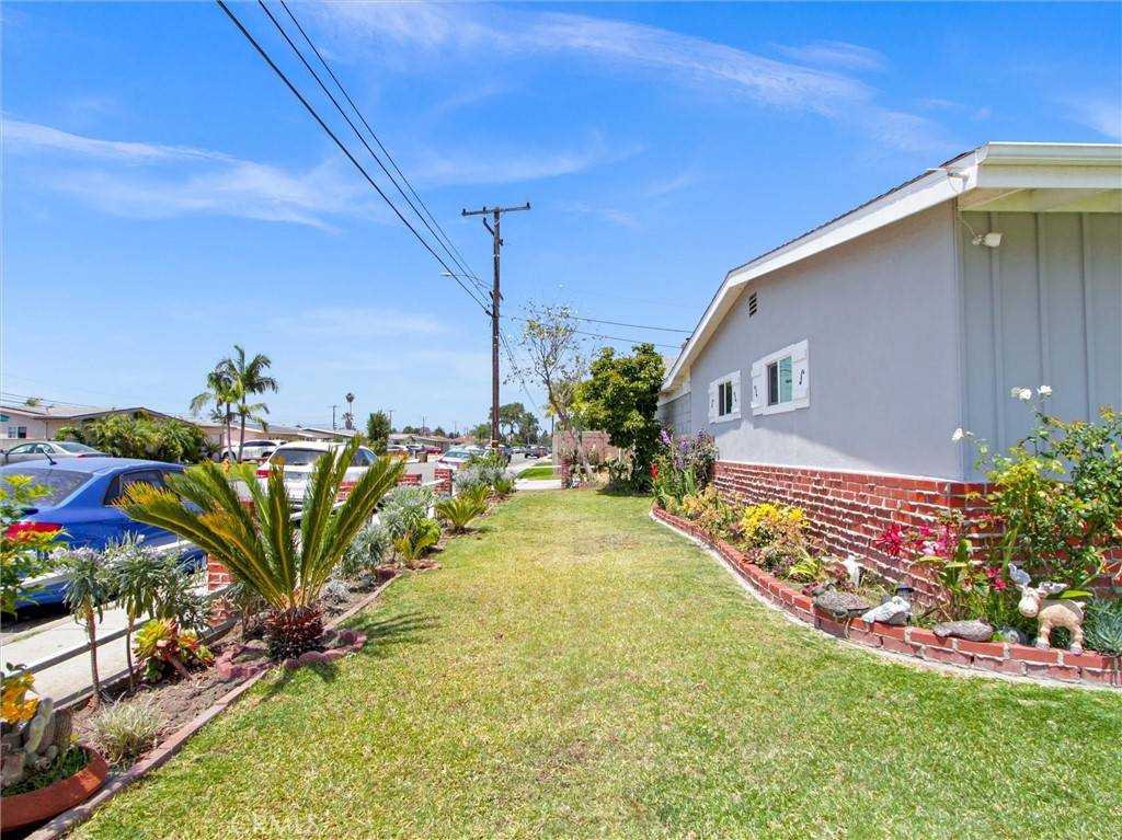 Garden Grove, CA 92843,13701 Glenhaven DR